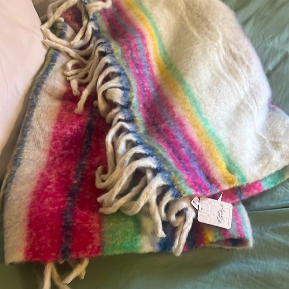 NWT Free people Fringe Throw. Fun pop of color throw with super cute fringe. - Picture 2 of 8